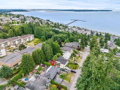 1360-everall-street-white-rock-south-surrey-white-rock-13 at 1360 Everall Street, White Rock, South Surrey White Rock