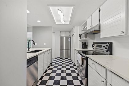 15025-victoria-avenue-white-rock-south-surrey-white-rock-05 at 102 - 15025 Victoria Avenue, White Rock, South Surrey White Rock