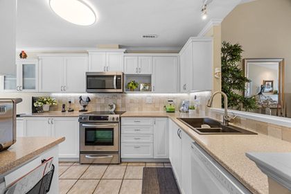 17516-4-avenue-pacific-douglas-south-surrey-white-rock-12 at 10 - 17516 4 Avenue, Pacific Douglas, South Surrey White Rock