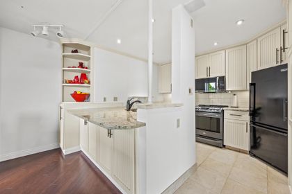 15015-victoria-avenue-white-rock-south-surrey-white-rock-06 at 504 - 15015 Victoria Avenue, White Rock, South Surrey White Rock