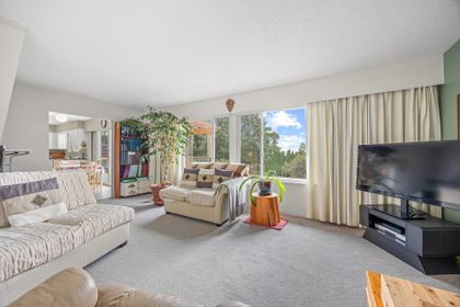 15856-buena-vista-avenue-white-rock-south-surrey-white-rock-10 at 15856 Buena Vista Avenue, White Rock, South Surrey White Rock