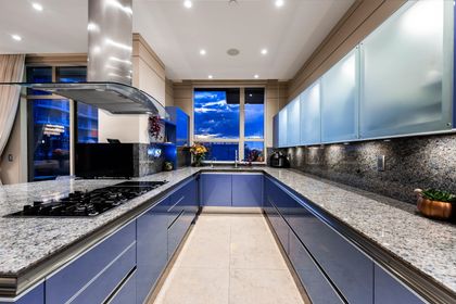 1551-foster-street-white-rock-south-surrey-white-rock-13 at PH801 - 1551 Foster Street, White Rock, South Surrey White Rock