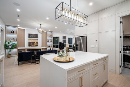 15569-oxenham-avenue-white-rock-south-surrey-white-rock-08 at 15569 Oxenham Avenue, White Rock, South Surrey White Rock