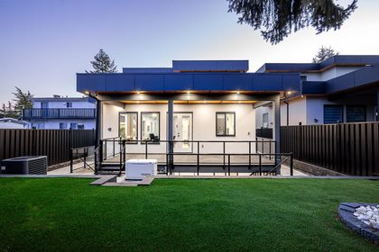 15569-oxenham-avenue-white-rock-south-surrey-white-rock-32 at 15569 Oxenham Avenue, White Rock, South Surrey White Rock