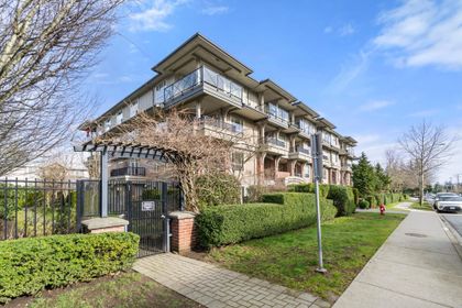 15357-17a-avenue-king-george-corridor-south-surrey-white-rock-01 at 204 - 15357 17a Avenue, King George Corridor, South Surrey White Rock