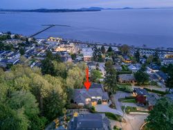 1266-everall-street-white-rock-south-surrey-white-rock-02 at 1266 Everall Street, White Rock, South Surrey White Rock