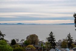 1266-everall-street-white-rock-south-surrey-white-rock-32 at 1266 Everall Street, White Rock, South Surrey White Rock