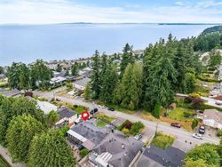 1360-everall-street-white-rock-south-surrey-white-rock-10 at 1360 Everall Street, White Rock, South Surrey White Rock