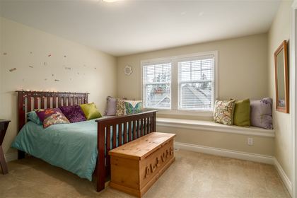 13.jpg at 14854  Avenue, King George Corridor, South Surrey White Rock