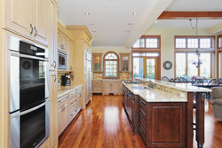 09 at 2958  Street, Grandview Surrey, South Surrey White Rock