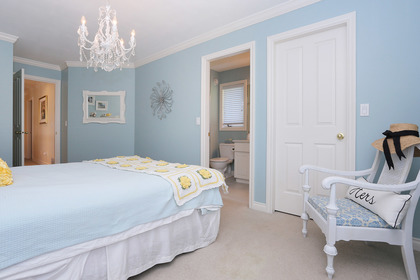 19x at 13316  Avenue, Elgin Chantrell, South Surrey White Rock