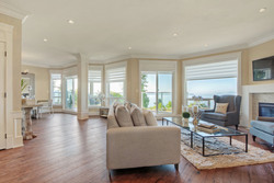 04 at 13289  Avenue, Crescent Bch Ocean Pk., South Surrey White Rock