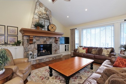 262069770-2 at 2113  Street, Elgin Chantrell, South Surrey White Rock