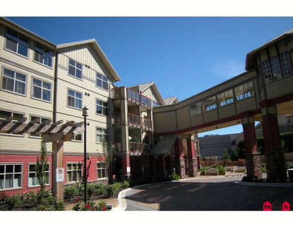 257375924-1 at 402 - 2511 King George Highway, King George Corridor, South Surrey White Rock