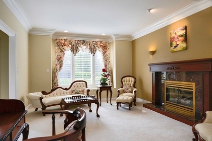 262023878-13 at 1677  Street, Crescent Bch Ocean Pk., South Surrey White Rock