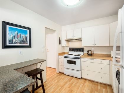 1341-foster-street-white-rock-south-surrey-white-rock-10 at 105 - 1341 Foster Street, White Rock, South Surrey White Rock