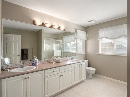 8686-166-street-fleetwood-tynehead-surrey-15 at 8686 166 Street, Fleetwood Tynehead, Surrey