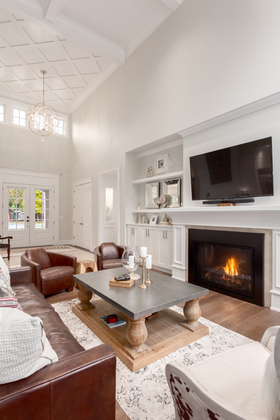 12642 23 Avenue Family Room Full at 12642 23 Avenue, Crescent Bch Ocean Pk., South Surrey White Rock