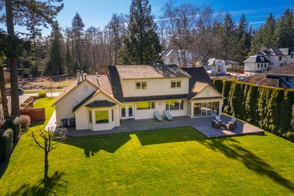South Surrey Estate Property at 14157 25a Avenue, Sunnyside Park Surrey, South Surrey White Rock