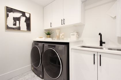 14825-thrift-avenue-white-rock-south-surrey-white-rock-13 at 602 - 14825 Thrift Avenue, White Rock, South Surrey White Rock