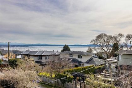 15528-cliff-avenue-white-rock-south-surrey-white-rock-08 at 15528 Cliff Avenue, White Rock, South Surrey White Rock