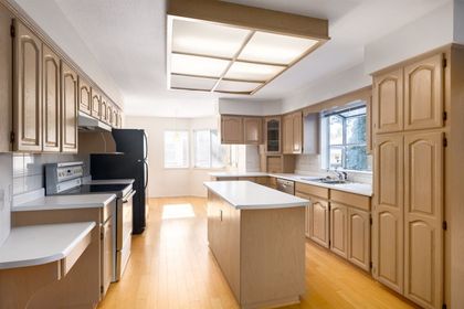 1825-145-street-sunnyside-park-surrey-south-surrey-white-rock-10 at 1825 145 Street, Sunnyside Park Surrey, South Surrey White Rock