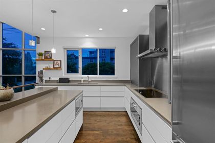 15957-marine-drive-white-rock-south-surrey-white-rock-17 at 15957 Marine Drive, White Rock, South Surrey White Rock