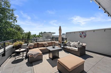 2218-oak-meadows-drive-grandview-surrey-south-surrey-white-rock-33 at 236 - 2218 Oak Meadows Drive, Grandview Surrey, South Surrey White Rock