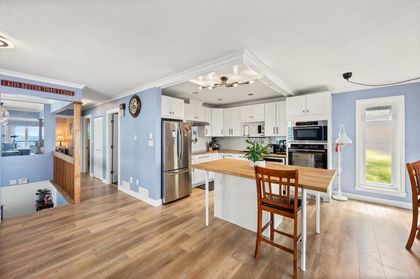 15220-columbia-avenue-white-rock-south-surrey-white-rock-03 at 15220 Columbia Avenue, White Rock, South Surrey White Rock