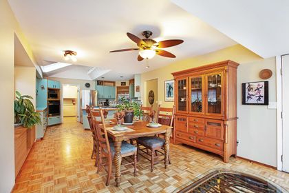 262673962-9 at 14098 20 Avenue, Sunnyside Park Surrey, South Surrey White Rock