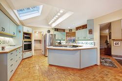 262673962-5 at 14098 20 Avenue, Sunnyside Park Surrey, South Surrey White Rock