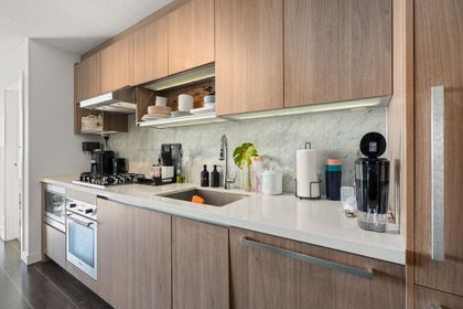 13750-100-avenue-whalley-north-surrey-13 at 3305 - 13750 100 Avenue, Whalley, North Surrey