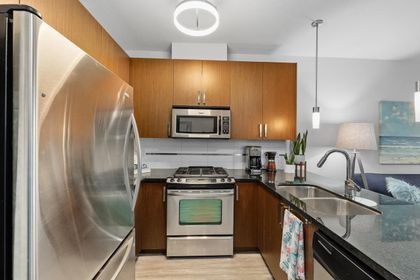 15988-26-avenue-morgan-creek-south-surrey-white-rock-11 at 131 - 15988 26 Avenue, Morgan Creek, South Surrey White Rock