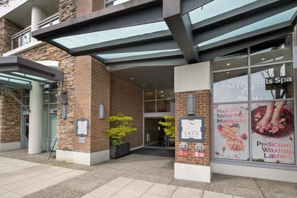 1473-johnston-road-white-rock-south-surrey-white-rock-03 at 401 - 1473 Johnston Road, White Rock, South Surrey White Rock