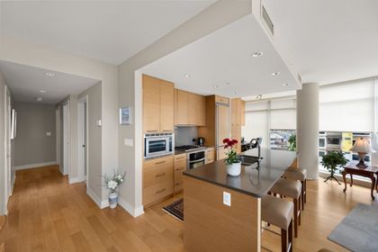 1473-johnston-road-white-rock-south-surrey-white-rock-09 at 401 - 1473 Johnston Road, White Rock, South Surrey White Rock