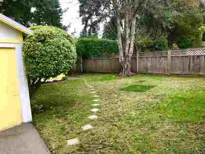 1405-129-street-crescent-bch-ocean-pk-south-surrey-white-rock-03 at 1405 129 Street, Crescent Bch Ocean Pk., South Surrey White Rock