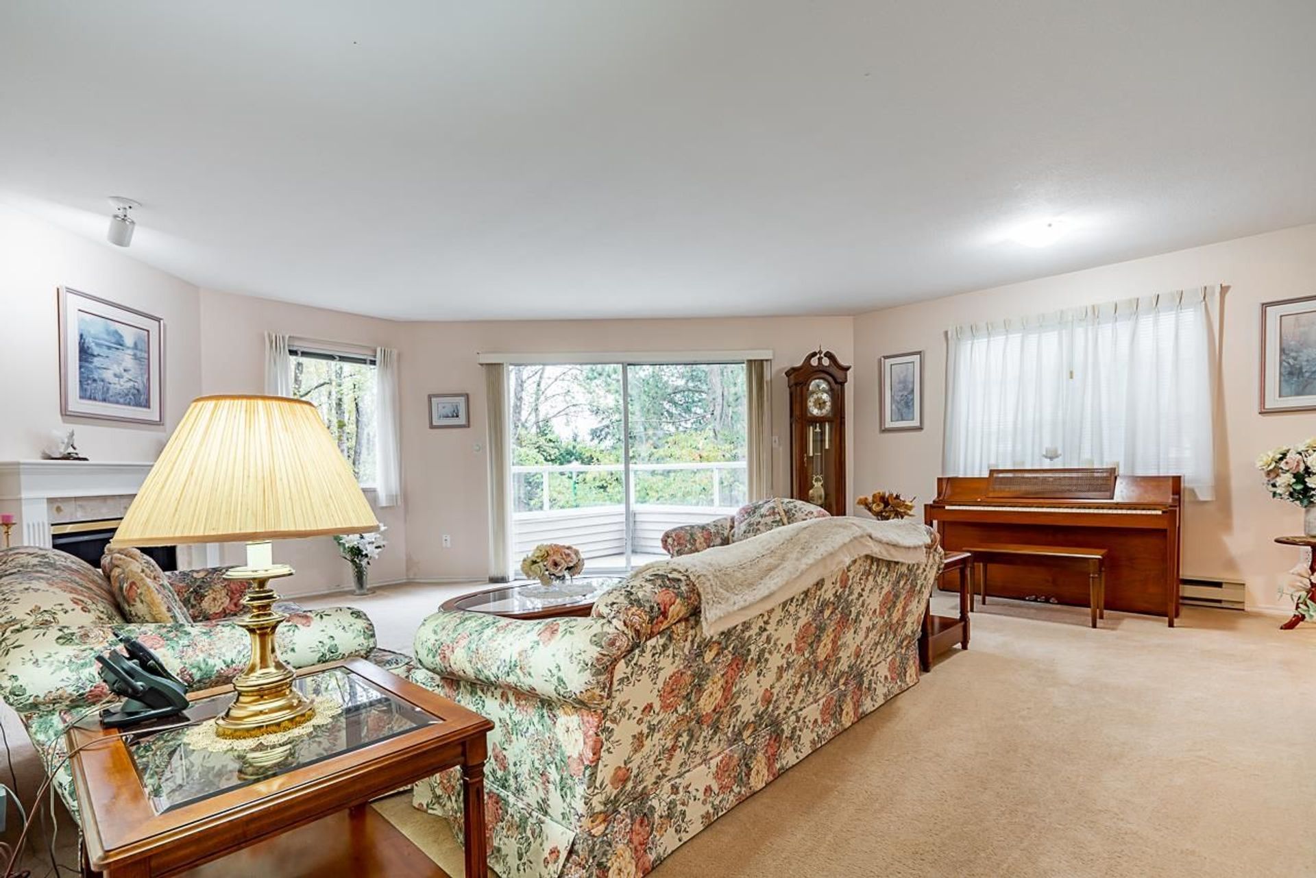 209 - 5350 Victory Street, Metrotown, Burnaby South  by Team Rattans Real Estate Website 209 - 5350 Victory Street, Metrotown, Burnaby South