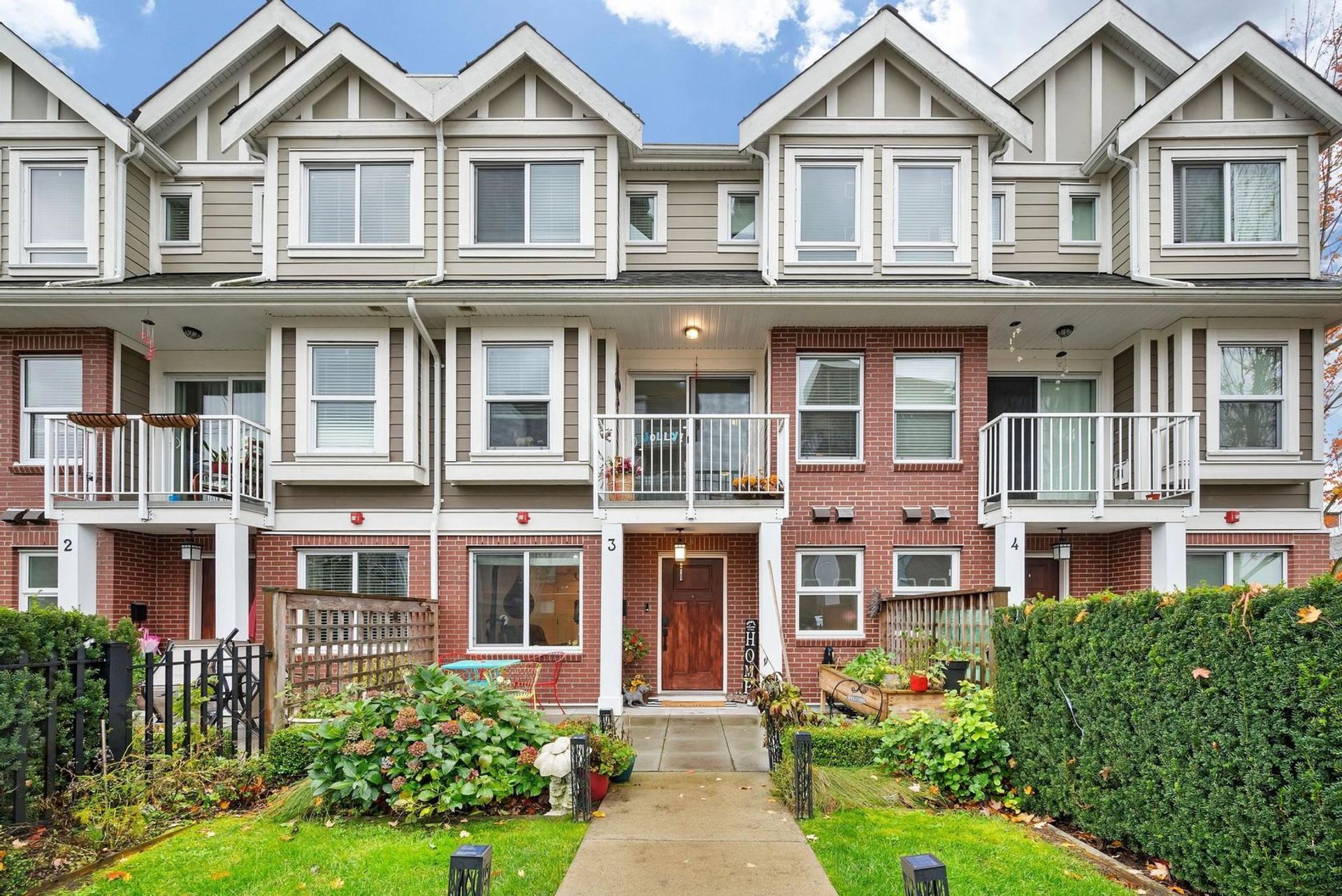 3 - 11490 84 Avenue, Scottsdale, N. Delta  by Team Rattans Real Estate Website 3 - 11490 84 Avenue, Scottsdale, N. Delta