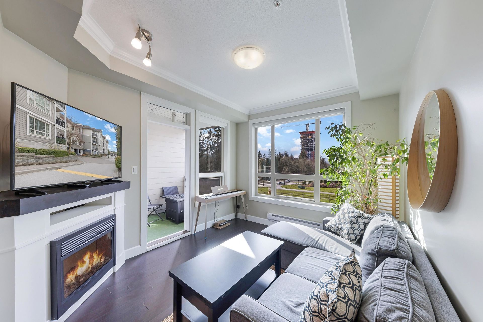 327 - 13897 Fraser Highway, Whalley, North Surrey  by Team Rattans Real Estate Website 327 - 13897 Fraser Highway, Whalley, North Surrey