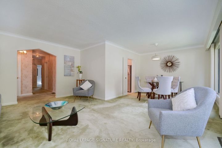 23-sifton-crt-bayview-village-toronto-05 at 23 Sifton Court, Bayview Village, Toronto 23-sifton-crt-bayview-village-toronto-05 at 23 Sifton Court, Bayview Village, Toronto