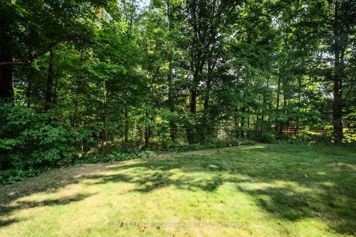 23-sifton-crt-bayview-village-toronto-29 at 23 Sifton Court, Bayview Village, Toronto 23-sifton-crt-bayview-village-toronto-29 at 23 Sifton Court, Bayview Village, Toronto