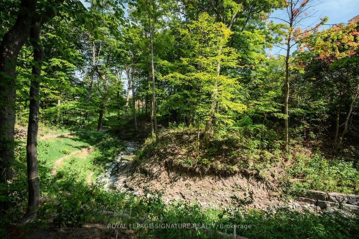 23-sifton-crt-bayview-village-toronto-31 at 23 Sifton Court, Bayview Village, Toronto 23-sifton-crt-bayview-village-toronto-31 at 23 Sifton Court, Bayview Village, Toronto