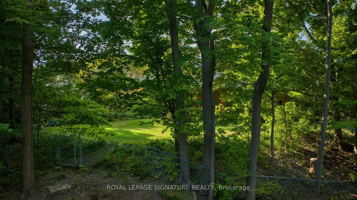 23-sifton-crt-bayview-village-toronto-36 at 23 Sifton Court, Bayview Village, Toronto 23-sifton-crt-bayview-village-toronto-36 at 23 Sifton Court, Bayview Village, Toronto