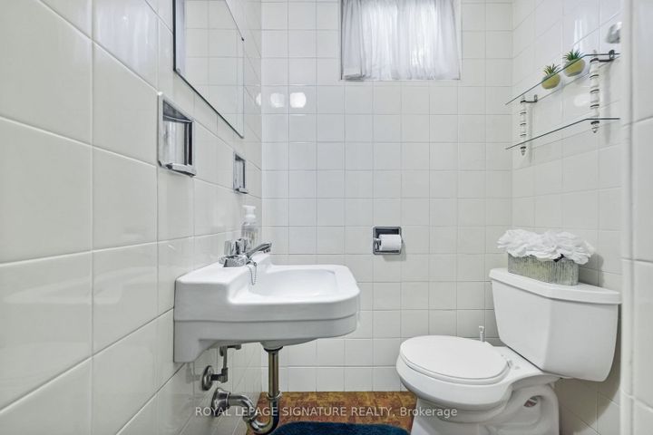 186-burbank-dr-bayview-village-toronto-29 at 186 Burbank Drive, Bayview Village, Toronto 186-burbank-dr-bayview-village-toronto-29 at 186 Burbank Drive, Bayview Village, Toronto