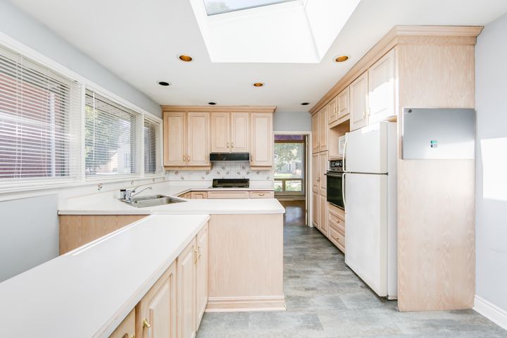 highres_022 at 21 Palomino Crescent, Bayview Village, Toronto highres_022 at 21 Palomino Crescent, Bayview Village, Toronto