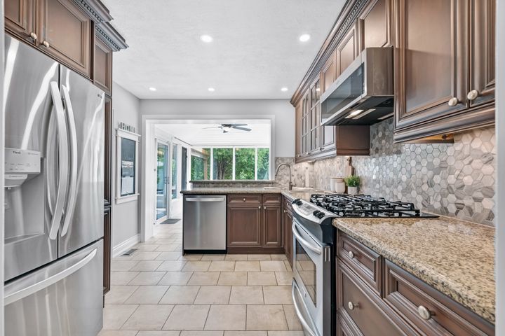 21-page-avenue-toronto-web-mls-16 at 21 Page Avenue, Bayview Village, Toronto 21-page-avenue-toronto-web-mls-16 at 21 Page Avenue, Bayview Village, Toronto