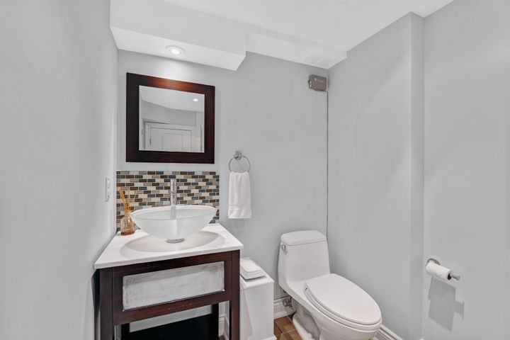 21-page-avenue-toronto-web-mls-48 at 21 Page Avenue, Bayview Village, Toronto