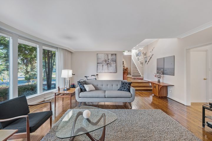 5-morewood-crescent-toronto-web-mls-17 at 5 Morewood Crescent, Bayview Village, Toronto 5-morewood-crescent-toronto-web-mls-17 at 5 Morewood Crescent, Bayview Village, Toronto