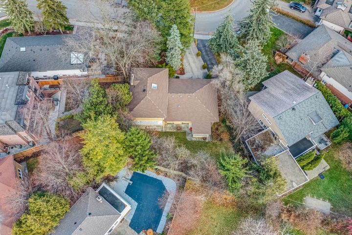 5-morewood-crescent-toronto-web-mls-65 at 5 Morewood Crescent, Bayview Village, Toronto 5-morewood-crescent-toronto-web-mls-65 at 5 Morewood Crescent, Bayview Village, Toronto