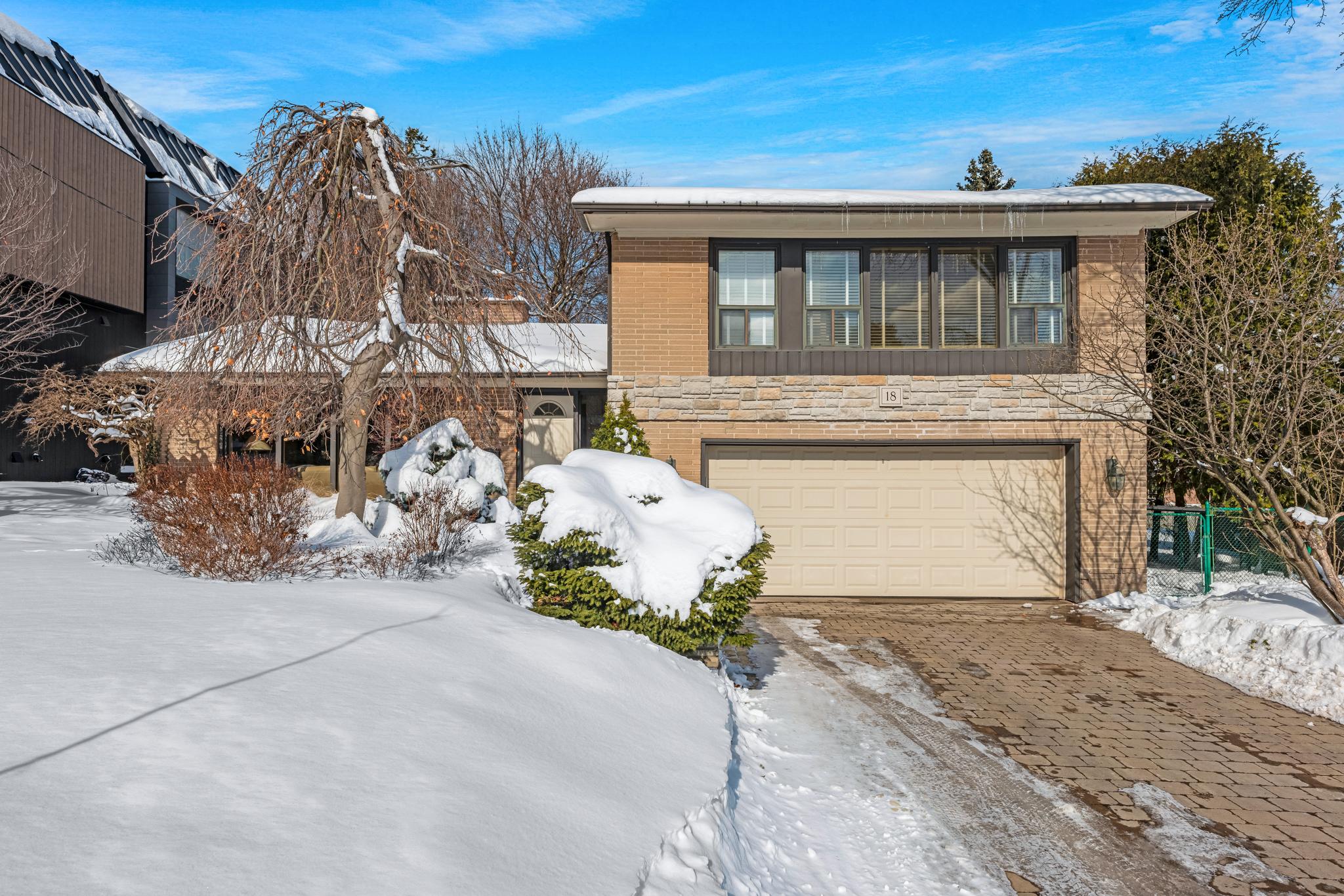 18 Flaremore Crescent, Bayview Village, Toronto  by The Gerber Group 18 Flaremore Crescent, Bayview Village, Toronto